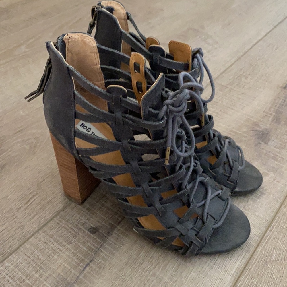 Not Rated Jacey Caged Lace Up Heel - Picture 2 of 9